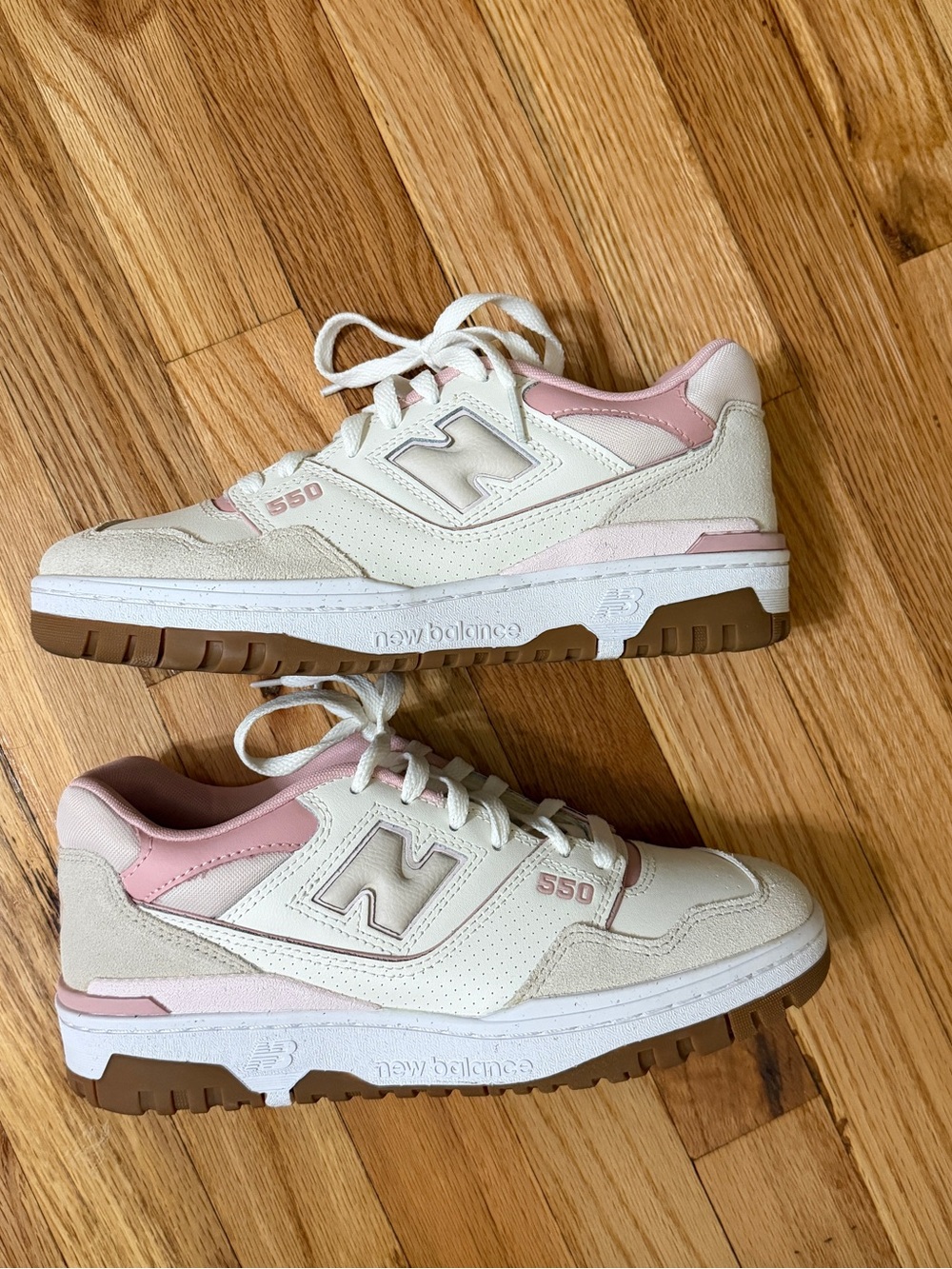 New Balance 550 Sneakers in Cream and Pink